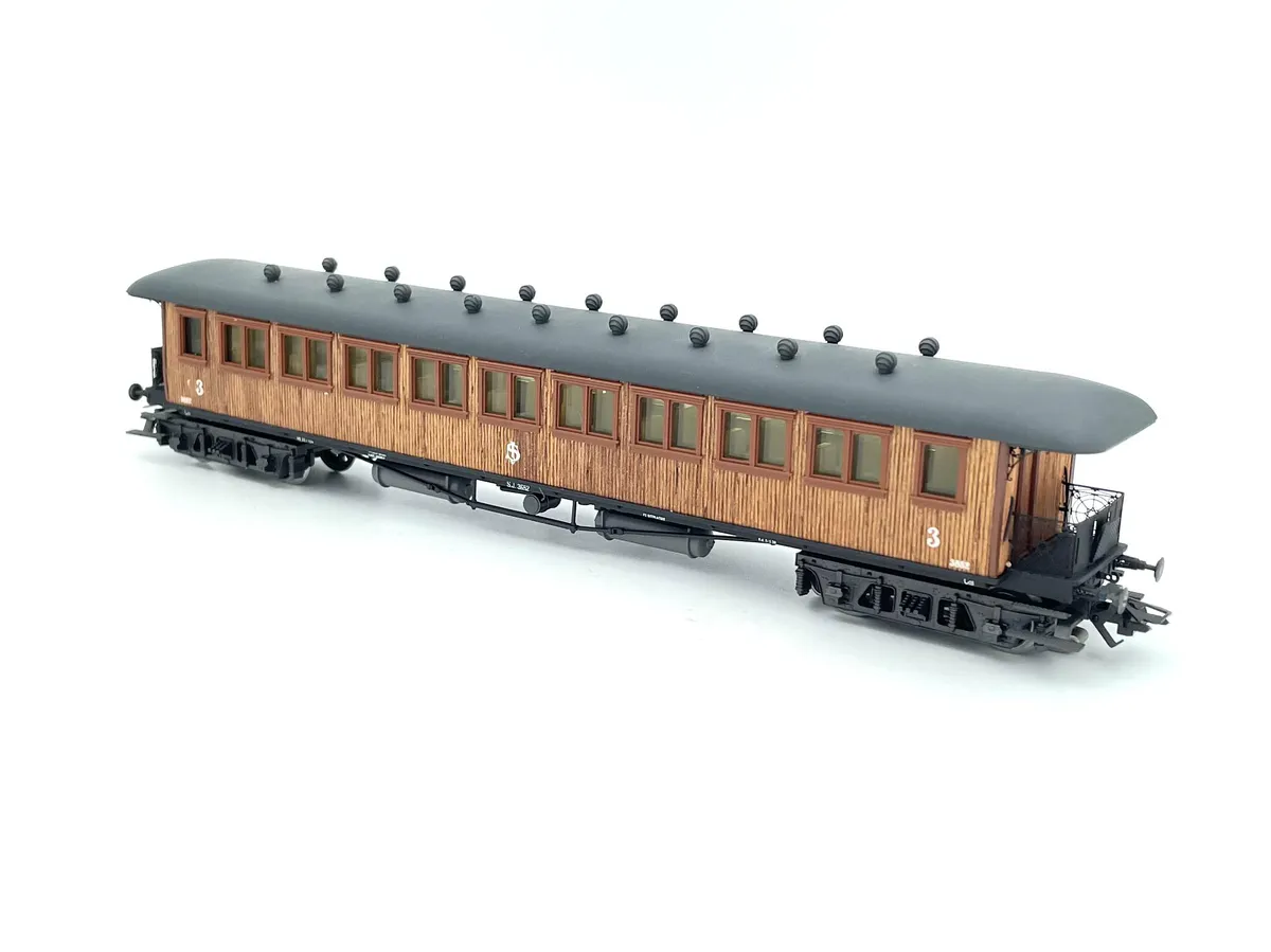 Bruktkroken - Märklin 4270 SJ personvogn 3.klasse, ekte tre!