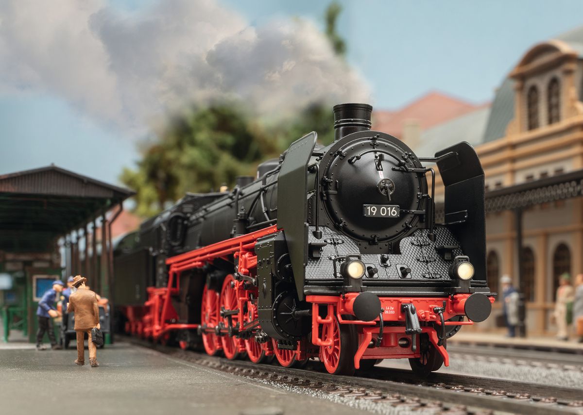 Märklin - Overraskelseslok 2025, DR Br19 damplok