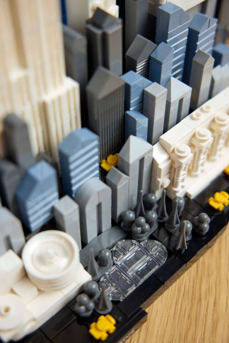 LEGO 21066 - Architecture, New York City - «The Big Apple»